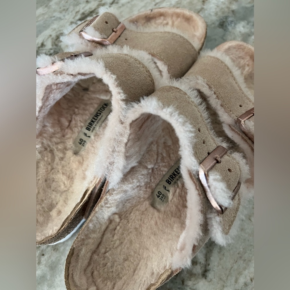 Birkenstock fuzzy